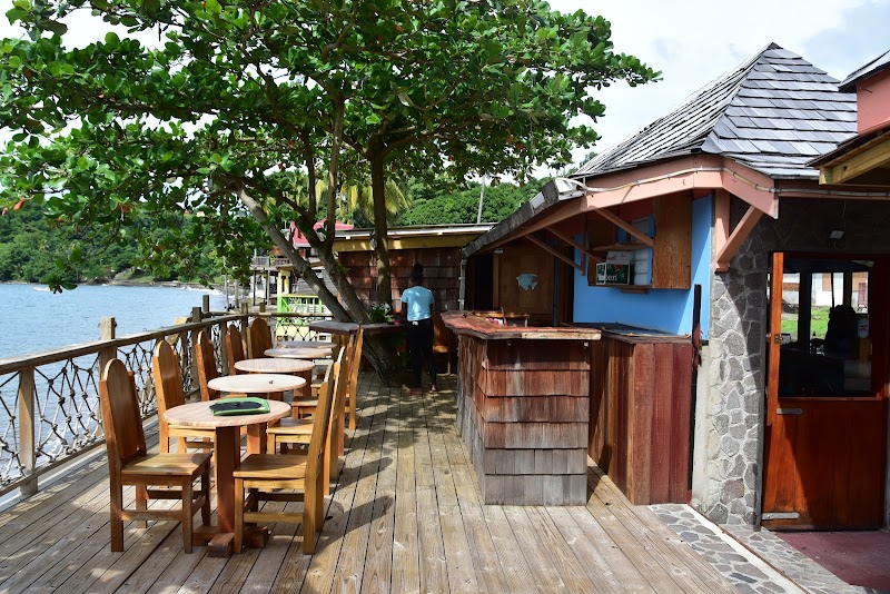 Toucarie Bay Bar & Grill