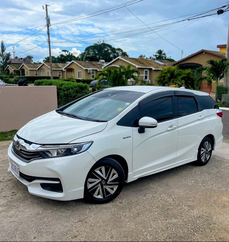 Zeenus Car Rental