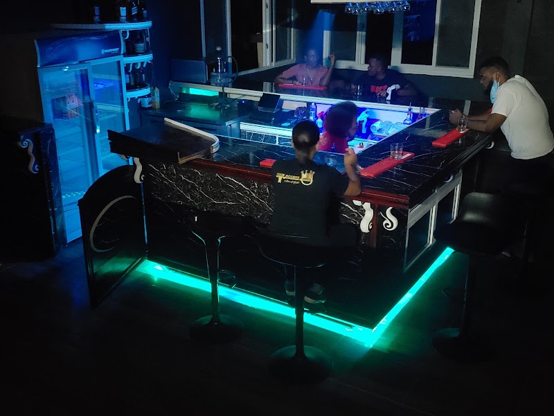 Club Access Bar & Grill