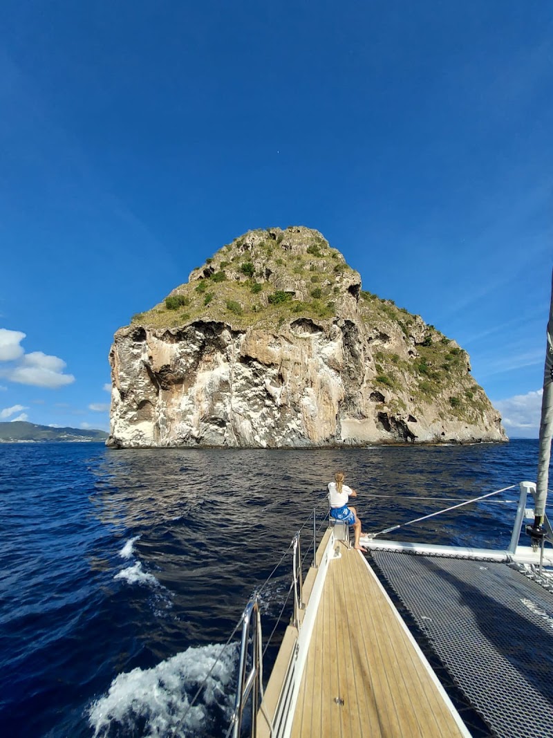 MARTINIQUE DAY CRUISING catamaran BB Sea