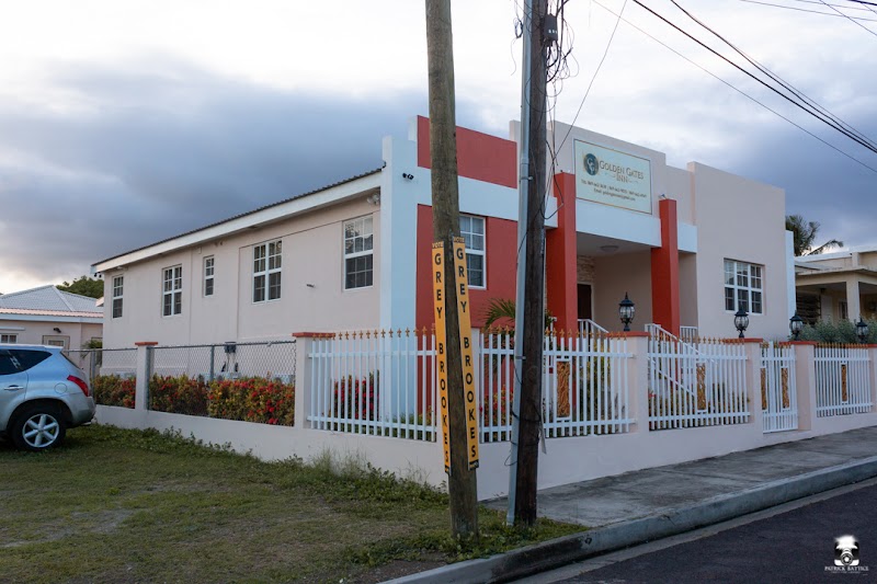 Golden Gates Inn