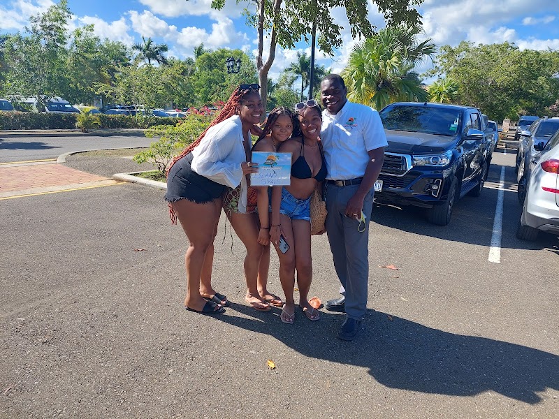 Ultimate Excursions Tours and Taxi Service