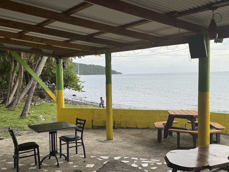 Caribliss Beach Bar & Grill