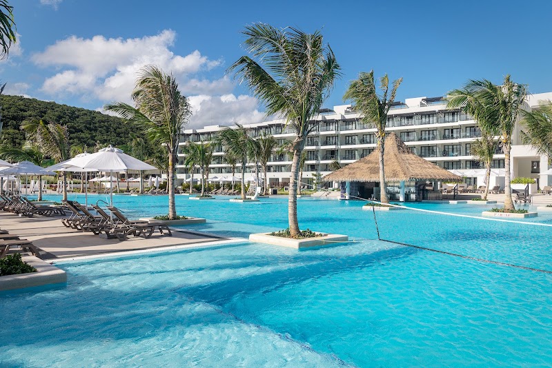 Ocean Eden Bay - Adults Only